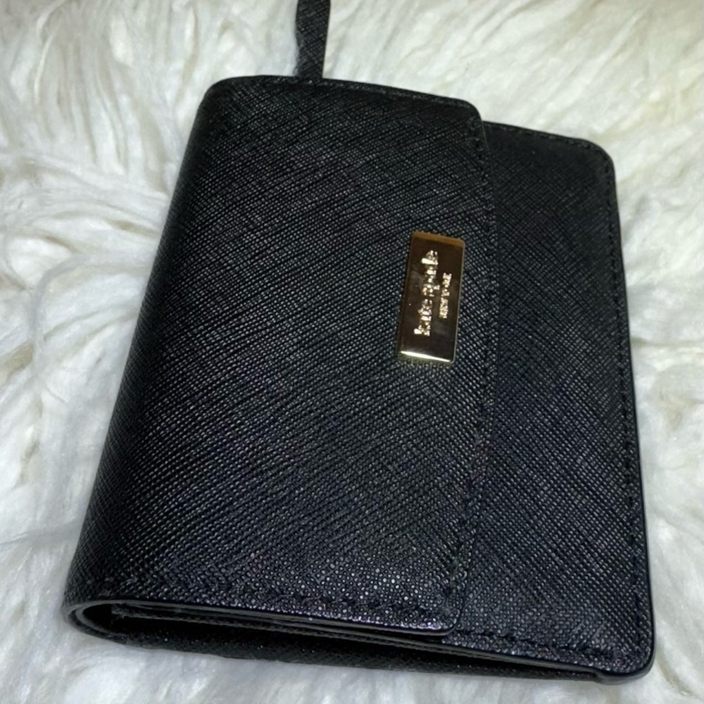 Kate Spade Black Saffiano Leather “Laurel Way” Small Snap Wallet Gold Hardware - Picture 4 of 10